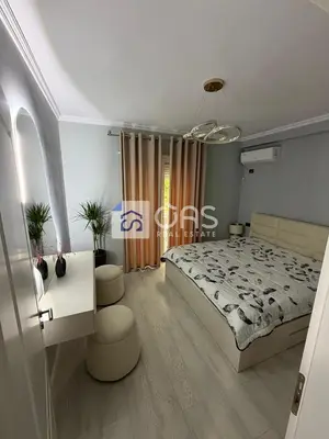 Apartament 2+1 me qera në Kopshti Botanik, Tiranë, 100 m². Foto 3 nga 6
