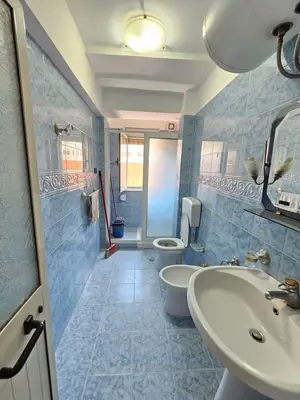 Apartament 2+1 në shitje në Pallati i Sportit Ramazan Njala, Durrës, 76 m². Foto 8 nga 12