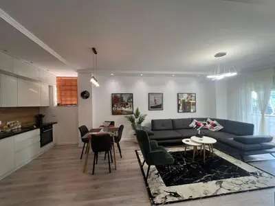 Appartamento 1+1 in affitto a Rruga e Elbasanit, Tirana, 80 m². Foto 3 di 3