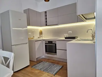 Apartment 2+1 for rent in Pireu Fish Restaurant, Tirana, 80 m². Photo 3 of 8