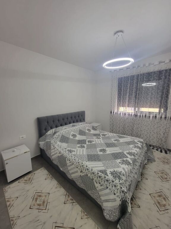 Apartment 1+1 for rent in Allias, Tirana, 55 m². Photo 2 of 3