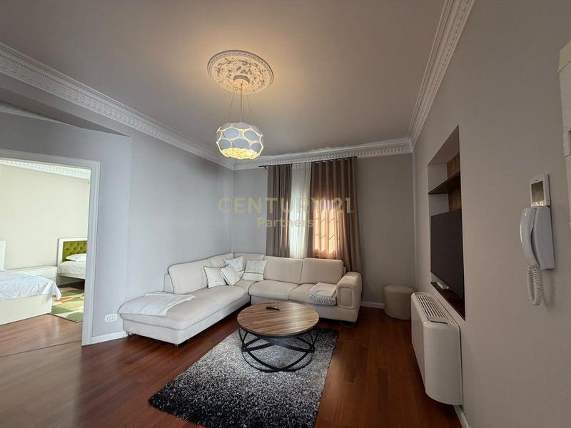 Appartamento 2+1 in affitto a Selitë, Tirana, 120 m²