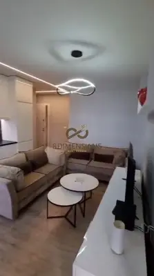 Apartament 1+1 në shitje në Komunen e Parisit, Tiranë, 55 m². Foto 1 nga 9