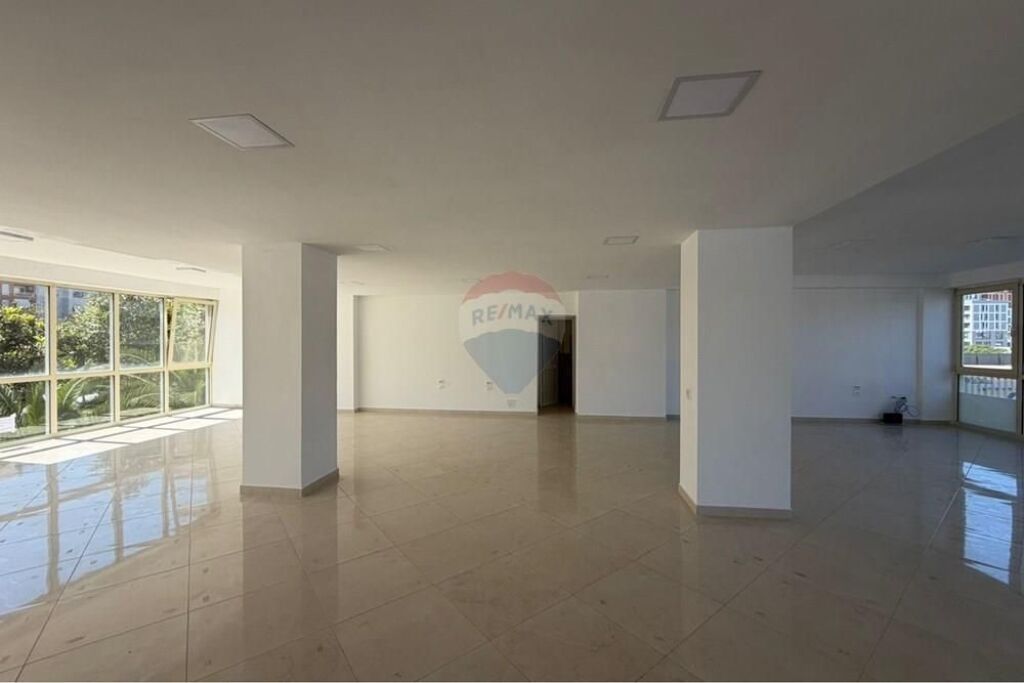 Office for rent in Jordan Misja, Tirana, 260 m². Photo 1 of 3
