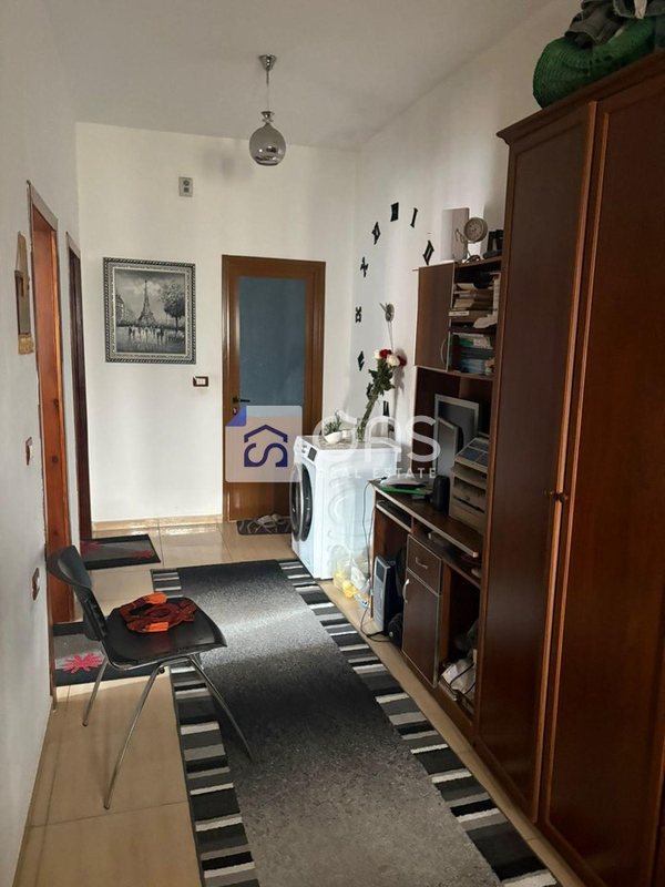 Appartamento 2+1 in affitto ad Allias, Tirana, 70 m²