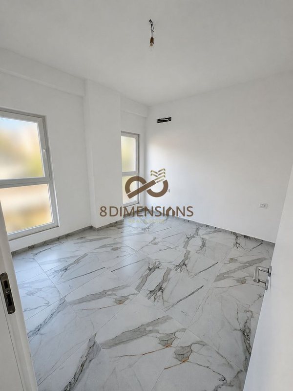 Ufficio in affitto a Laprakë, Tirana, 69 m². Foto 2 di 5