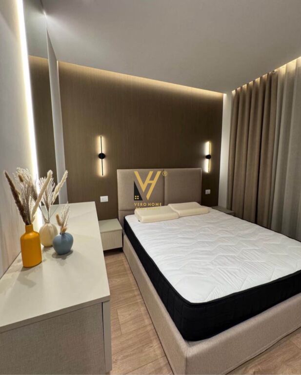 Apartament 2+1 me qera në Rruga Mine Peza, Tiranë, 160 m². Foto 2 nga 3