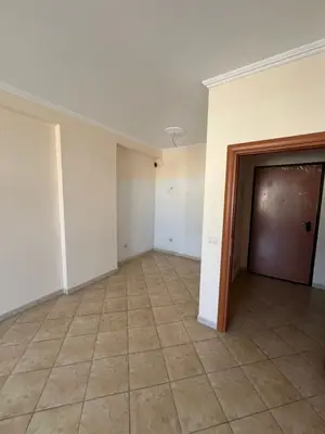 Apartment for sale in Durrës, 76 m². Photo 2 of 12