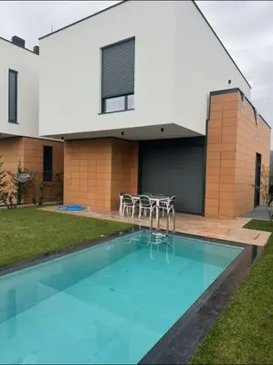 Vilë me qera në Mullet, Tiranë, 220 m². Foto 1 nga 7