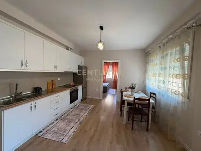 Apartament 1+1 me qera në Tregu Elektrik, Tiranë, 60 m². Foto 2 nga 5