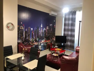Apartament 1+1 me qera në Pazari i Ri, Tiranë, 70 m². Foto 3 nga 3