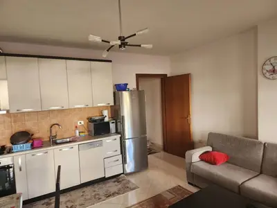 Apartment 2+1 for sale in Kompleksi Alb Adriatik, Golem, 95 m². Photo 4 of 8