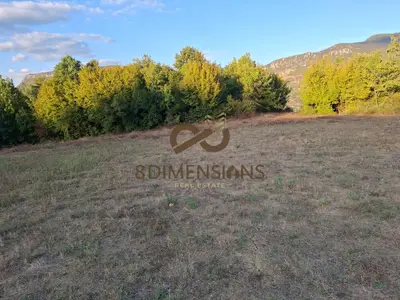 Land for sale in Ibë, Tirana, 3,000 m². Photo 2 of 3