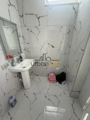 Negozio in affitto a Bulevardi Bajram Curri, Tirana, 37 m². Foto 4 di 4