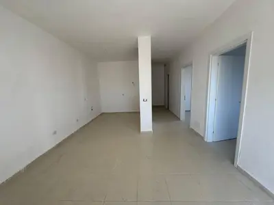 Apartament 2+1 në shitje në Plazh, Durrës, 86 m². Foto 3 nga 7