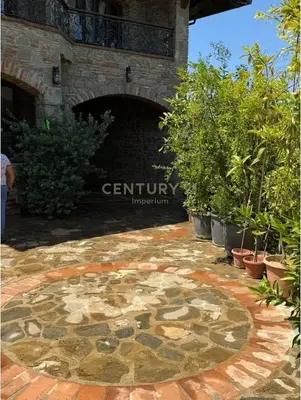 Villa in vendita a Ndroq, Tirana, 400 m². Foto 9 di 12