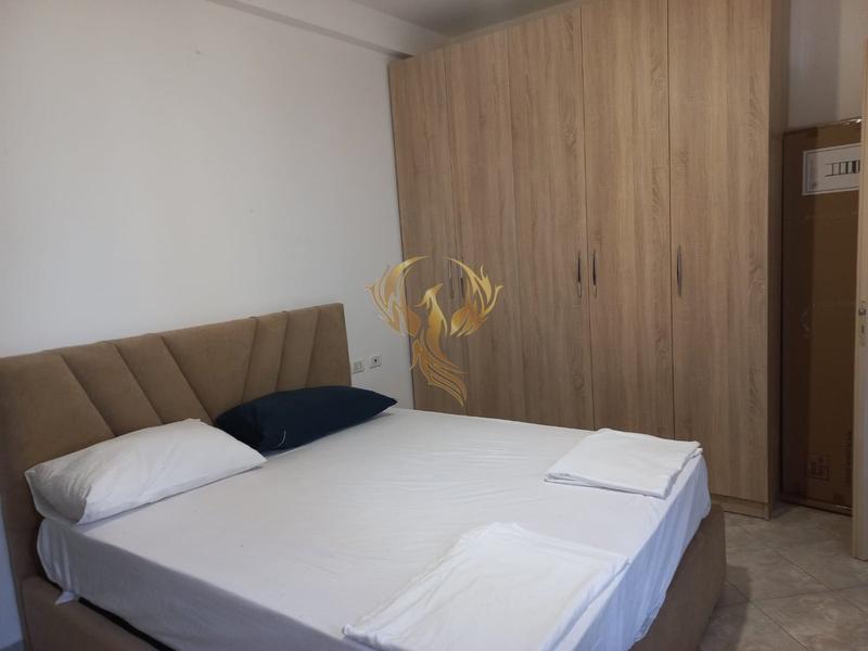 Apartment 1+1 for rent in Rruga Peti Liqeni i Thate, Tirana, 65 m²