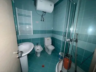 Apartament 2+1 me qera në Ali Demi, Tiranë, 120 m². Foto 5 nga 5