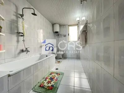 Apartament 2+1 me qera në Tregu Elektrik, Tiranë, 140 m². Foto 8 nga 9
