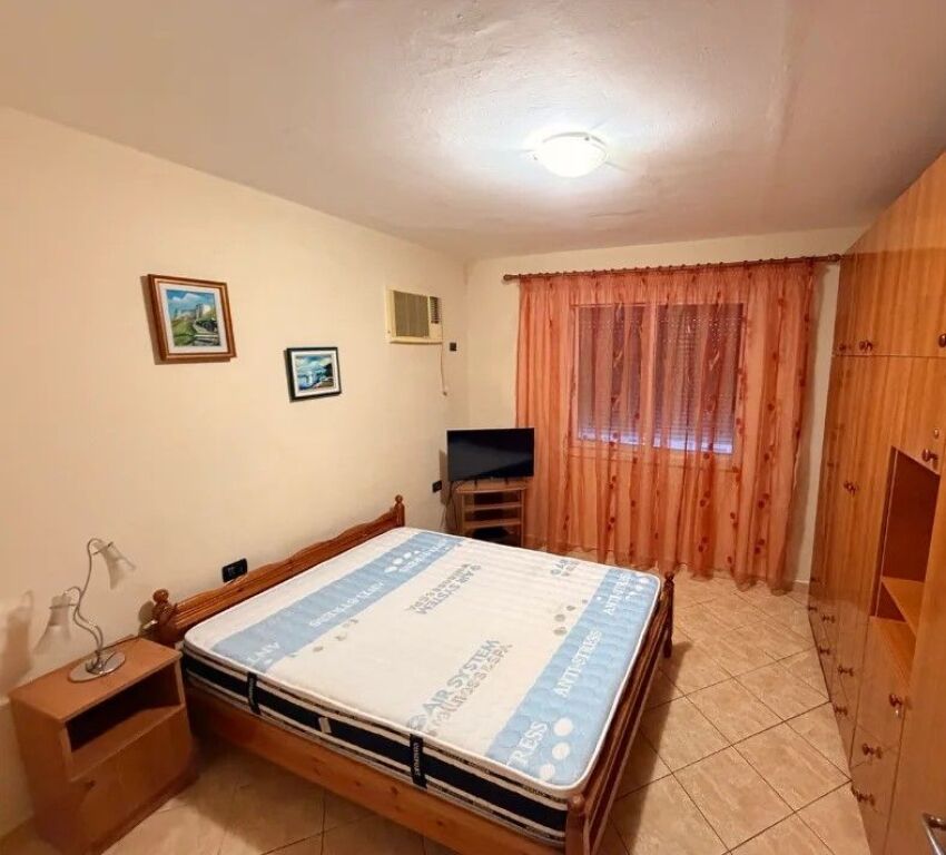 Apartment 2+1 for rent in Oxhaku, Tirana, 75 m². Photo 2 of 3