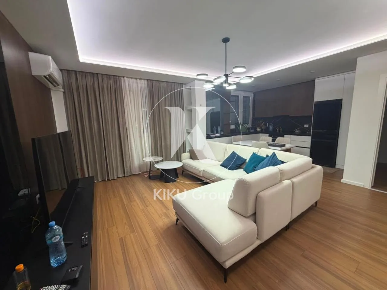 Apartament 2+1 me qera në Liqeni i Thatë, Tiranë, 100 m². Foto 1 nga 4