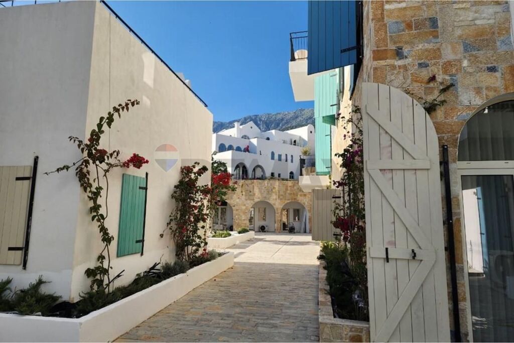 Apartament në shitje në Santorini Drymades Seaview Apartment, Vlorë, 38 m². Foto 2 nga 3