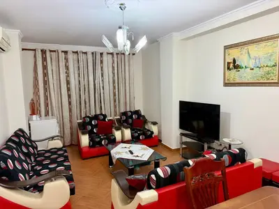 Apartament 2+1 me qera në Kthesa e Kamzës, Tiranë, 95 m². Foto 2 nga 6