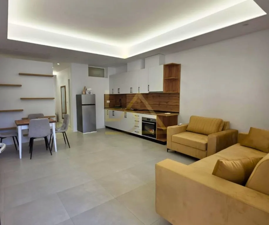 Apartament 1+1 me qera në Lagja 13, Durrës, 50 m². Foto 1 nga 3