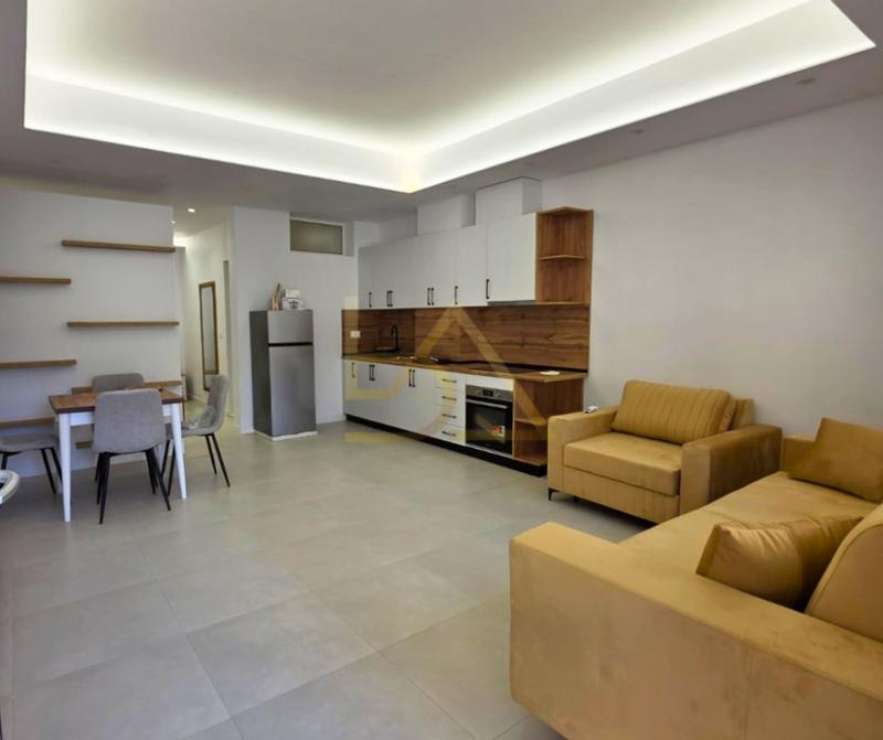 Appartamento 1+1 in affitto a Lagja 13, Durazzo, 50 m²