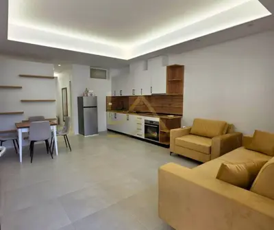 Apartament 1+1 me qera në Lagja 13, Durrës, 50 m². Foto 1 nga 3