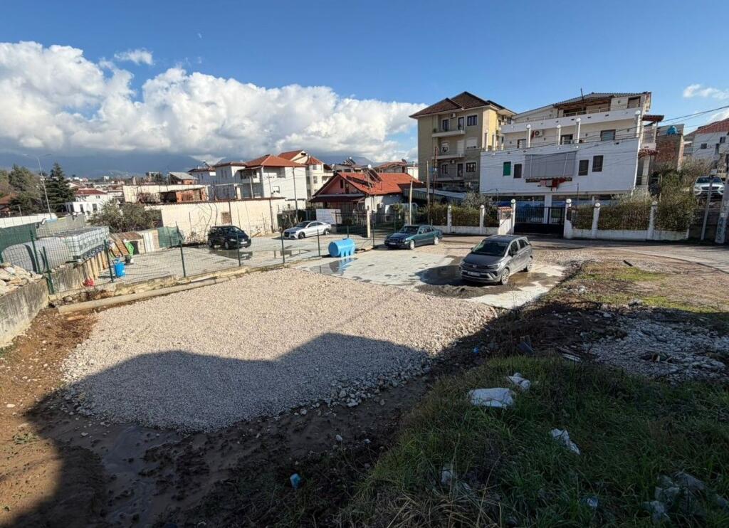 Tokë në shitje në Sauk i Vjetër, Tiranë, 500 m². Foto 3 nga 3