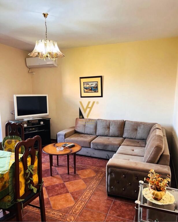 Apartament 2+1 me qera në Rruga Qemal Stafa, Tiranë, 74 m². Foto 1 nga 3