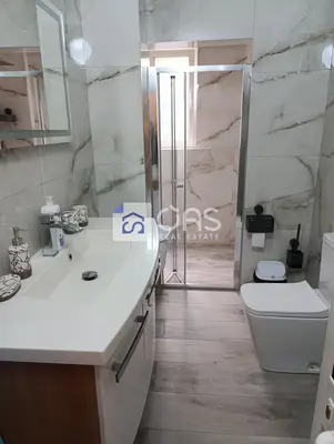 Apartament 2+1 me qera në Kombinat, Tiranë, 75 m². Foto 4 nga 11