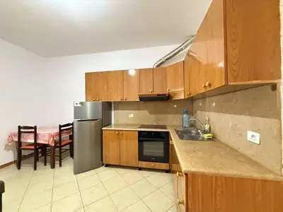 Appartamento in affitto a Porti, Valona, 50 m². Foto 7 di 8