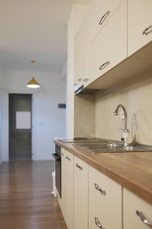 Apartament 2+1 në shitje në Rruga Alajdin Frasheri, Tiranë, 90 m². Foto 3 nga 5