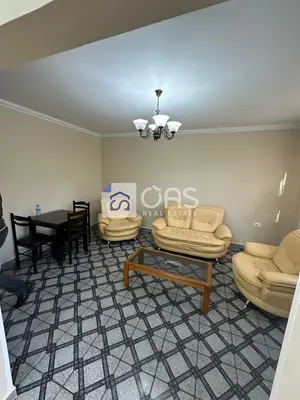 Apartament 1+1 me qera në Pallati me Shigjeta, Tiranë, 60 m². Foto 2 nga 7