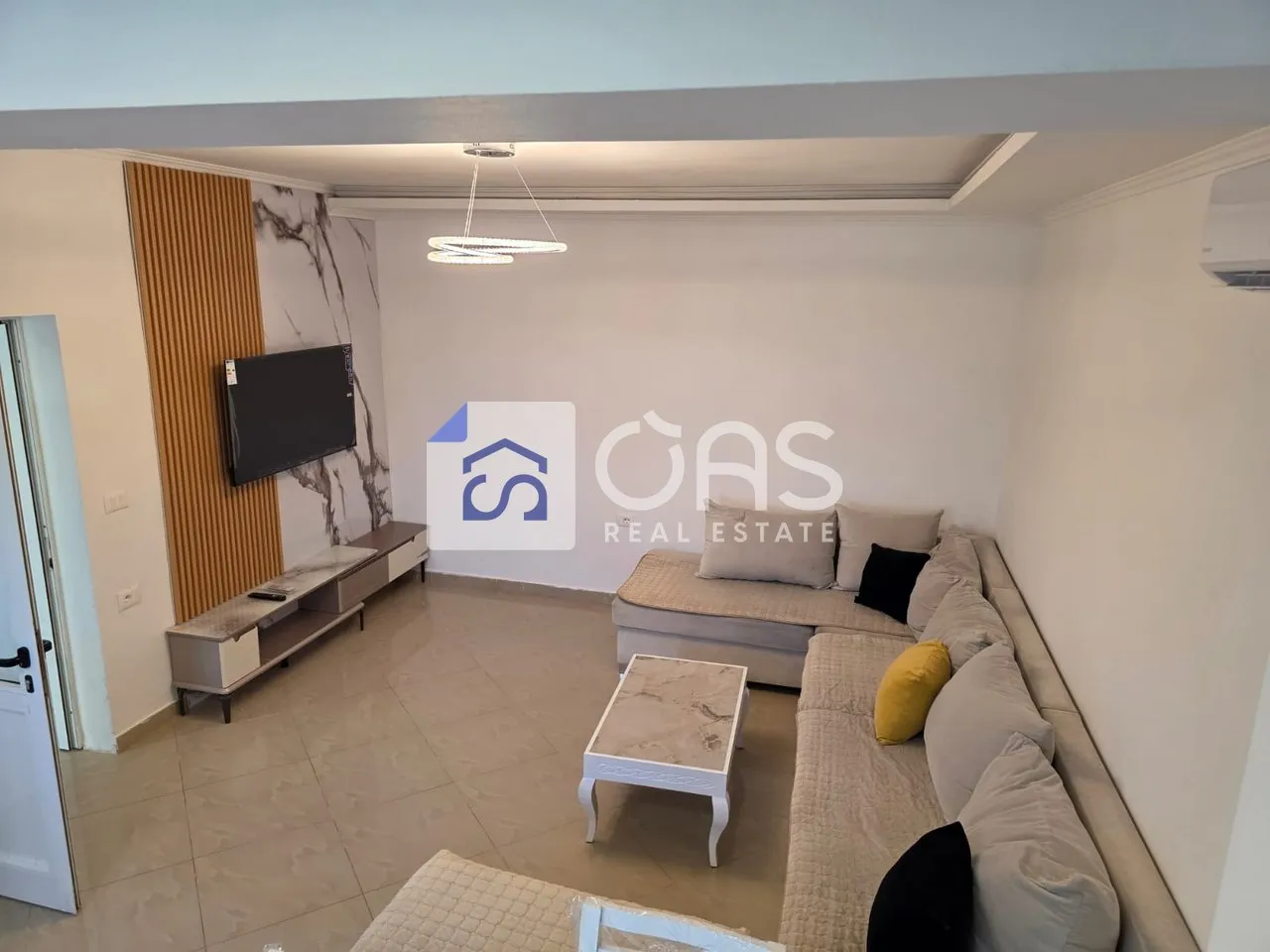 Casa indipendente 1+1 in affitto ad Allias, Tirana, 180 m². Foto 1 di 7