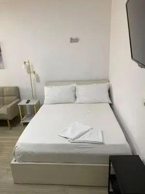 Garsoniere me qera në Rruga e Bogdanëve, Tiranë, 43 m². Foto 3 nga 5