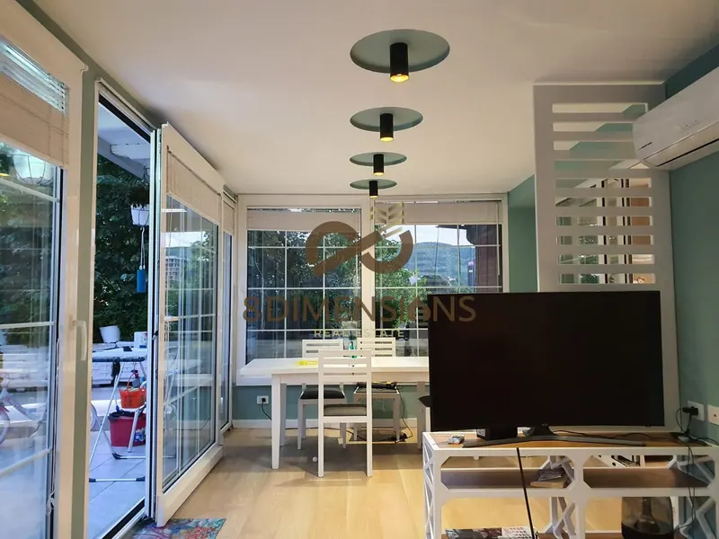 Commercial space for sale in Rruga e Kosovarëve, Tirana, 159 m²