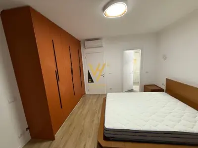 Apartament 2+1 me qera në Sheshi Shqiponja, Tiranë, 105 m². Foto 3 nga 6