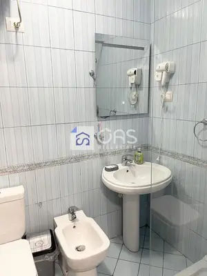 Apartament 1+1 me qera në Sheshi Willson, Tiranë, 55 m². Foto 10 nga 12