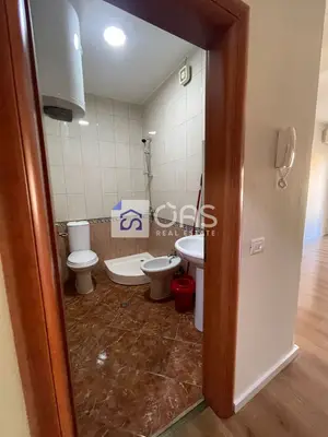 Apartament 1+1 me qera në Komuna e Parisit, Tiranë, 63 m². Foto 4 nga 4