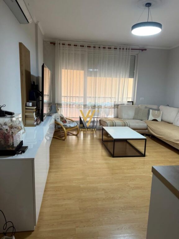 Apartment 2+1 for rent in 21 Dhjetori, Tirana, 100 m². Photo 3 of 3
