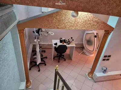 Negozio in affitto a Rruga e Bogdanëve, Tirana, 130 m². Foto 3 di 4