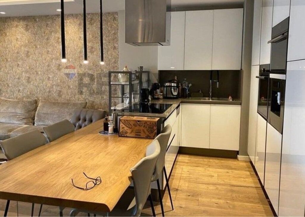 Appartamento in affitto a Blloku, Tirana, 111 m². Foto 3 di 3