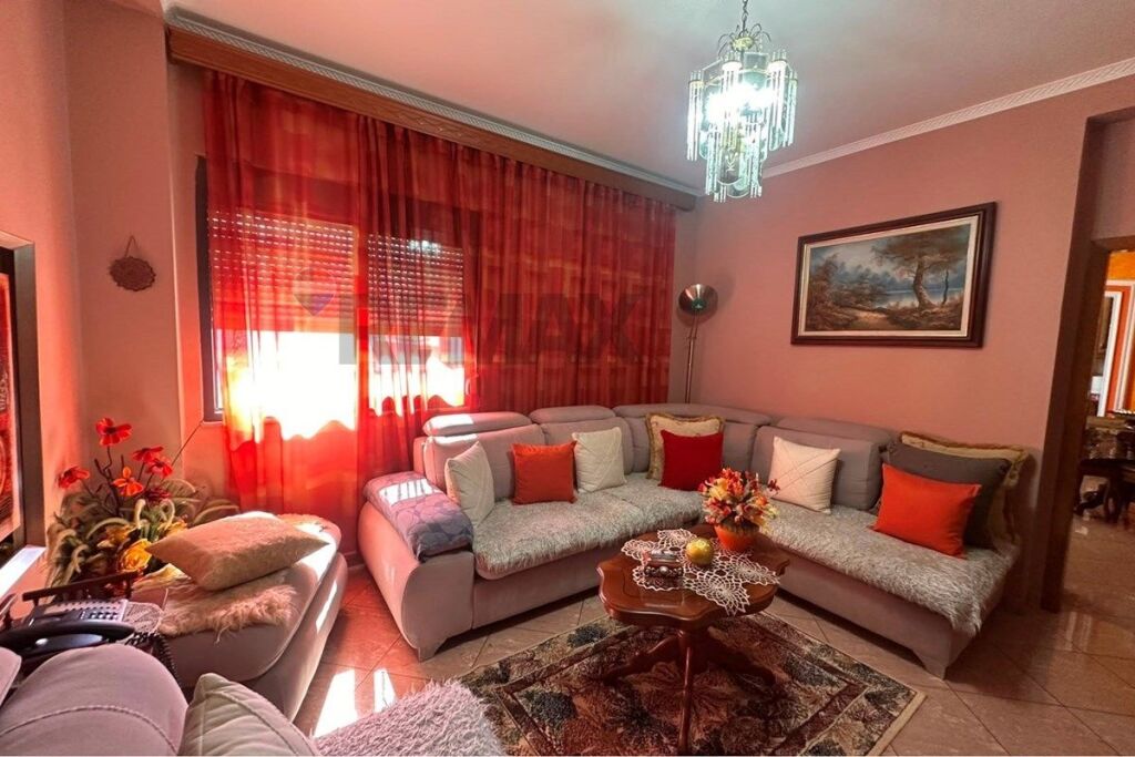 Appartamento in affitto a Rruga e Kavajës, Tirana, 130 m². Foto 2 di 3