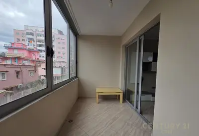 Apartament 1+1 me qera në Misto Mame, Tiranë, 70 m². Foto 8 nga 9