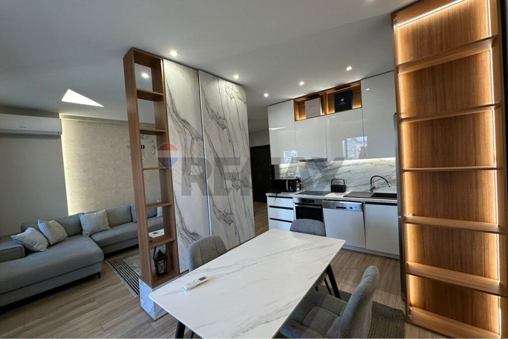 Apartment for sale in Komuna e Parisit, Tirana, 115 m². Photo 2 of 3