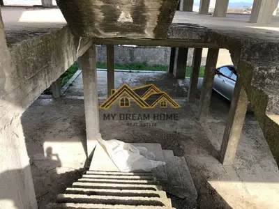 Vilë në shitje në Vila e Zogut, Durrës, 415 m². Foto 9 nga 10