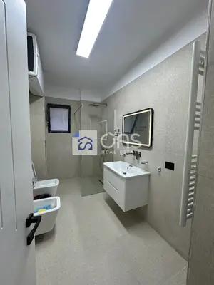 Apartament 2+1 me qera në Komuna e Parisit, Tiranë, 100 m². Foto 5 nga 5
